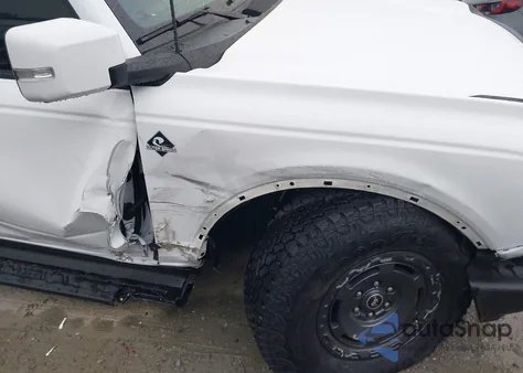 2025 Ford Bronco Outer Banks z USA, uszkodzony, nr VIN 1FMEE8BP3SLA86563